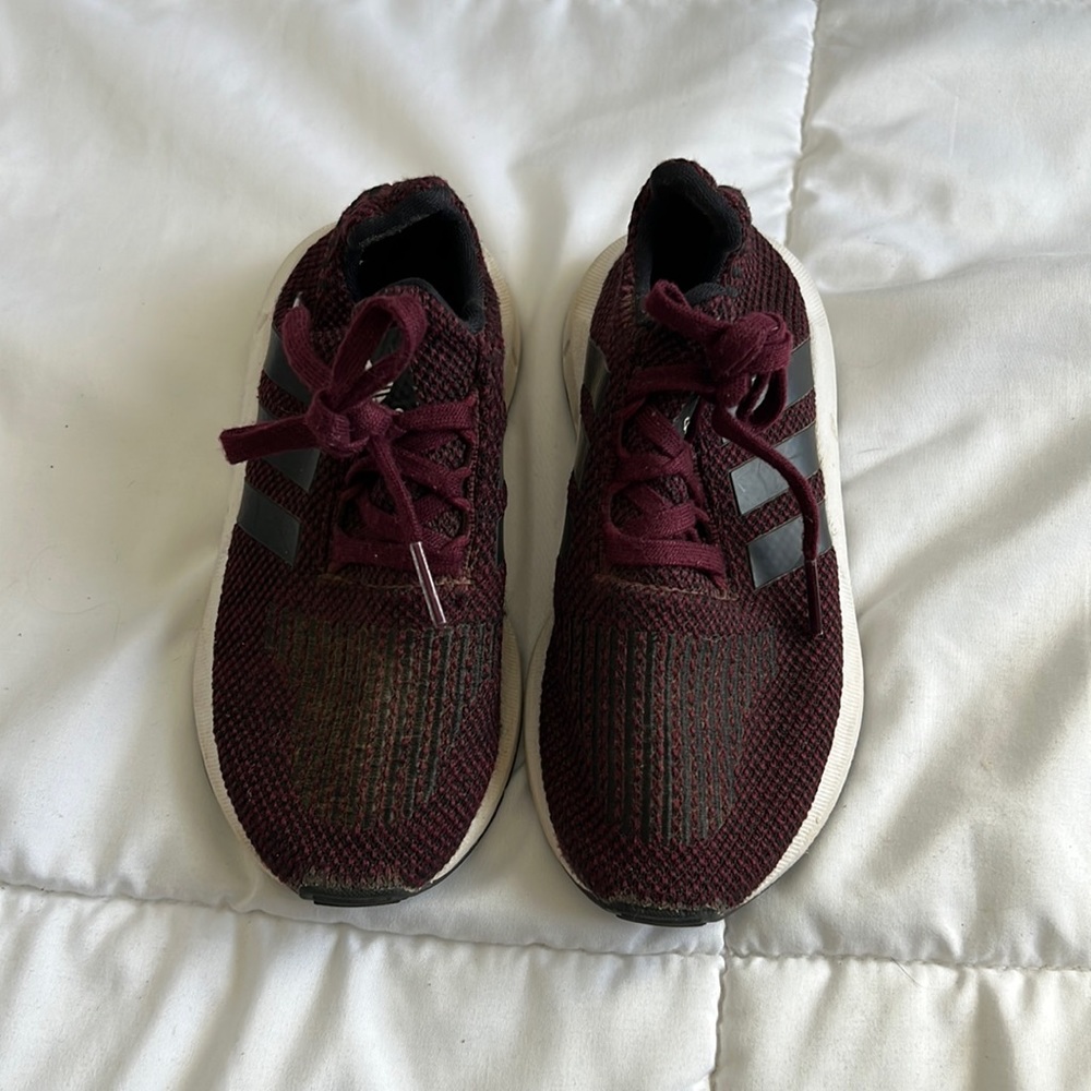 Adidas little kids unisex shoes size 11 toddler